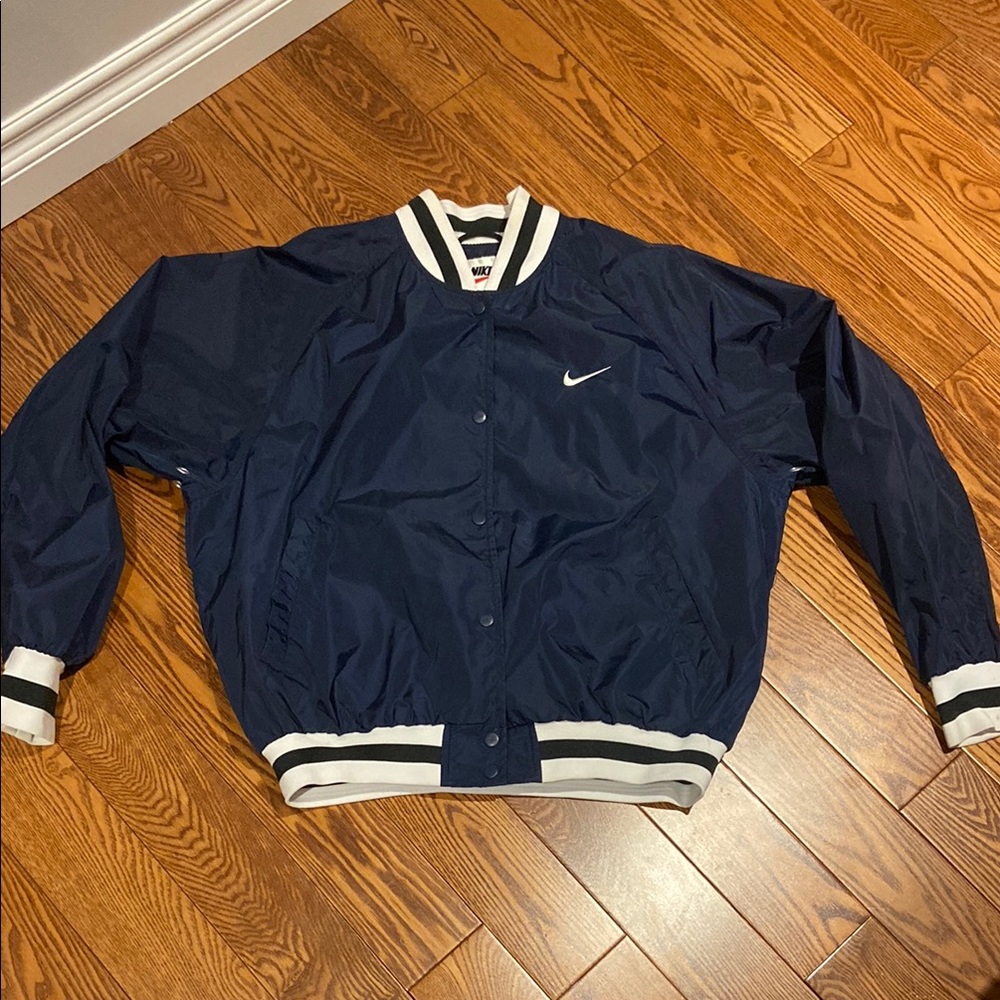 Nike Swoosh Bomber Jacket snaps